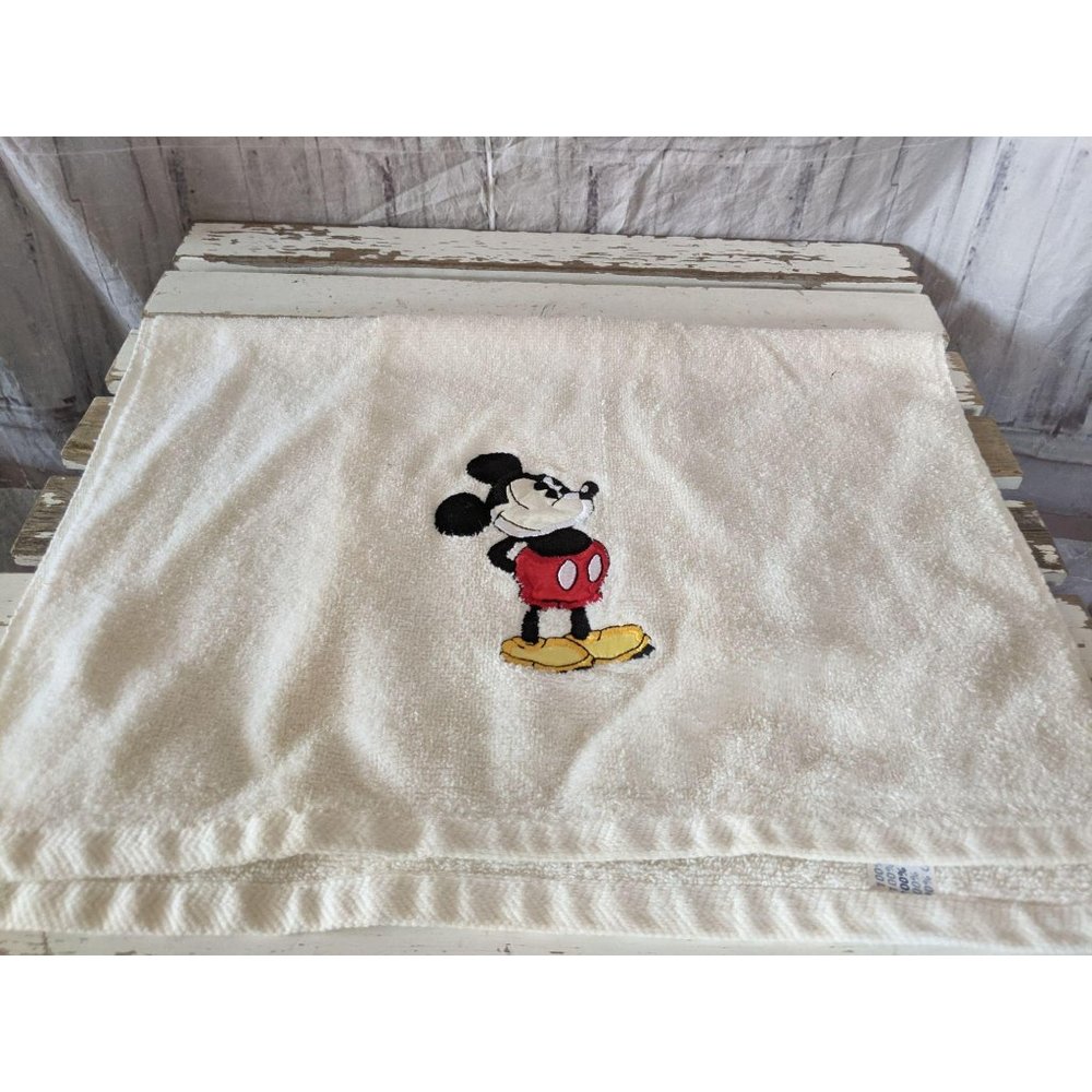 Disney‎ Mickey Mouse Hand Towel Saturday knight vin